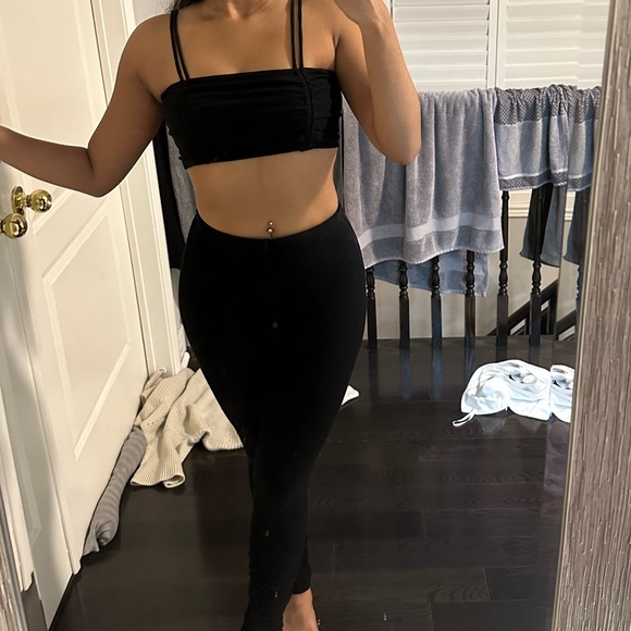 Two piece pant set (both included) - Picture 2 of 3